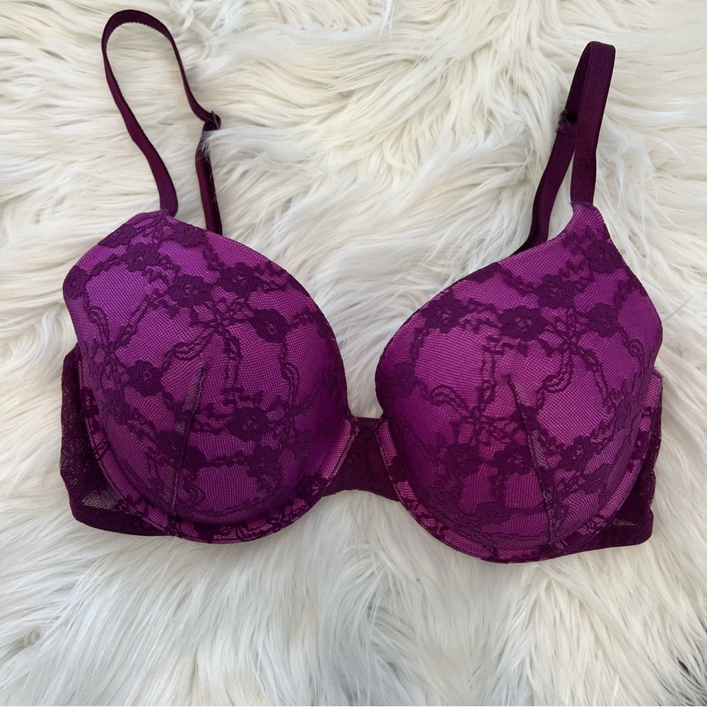 VS Lined Perfect Coverage lace overlay bra‎